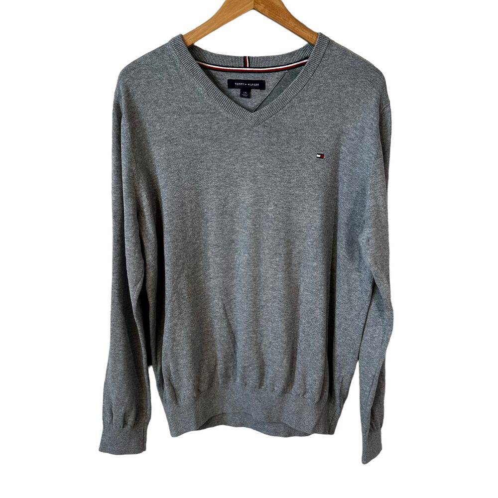 TOMMY HILFIGER Men's Cotton V-Neck Lightweight Logo Sweater Gray Large Classic